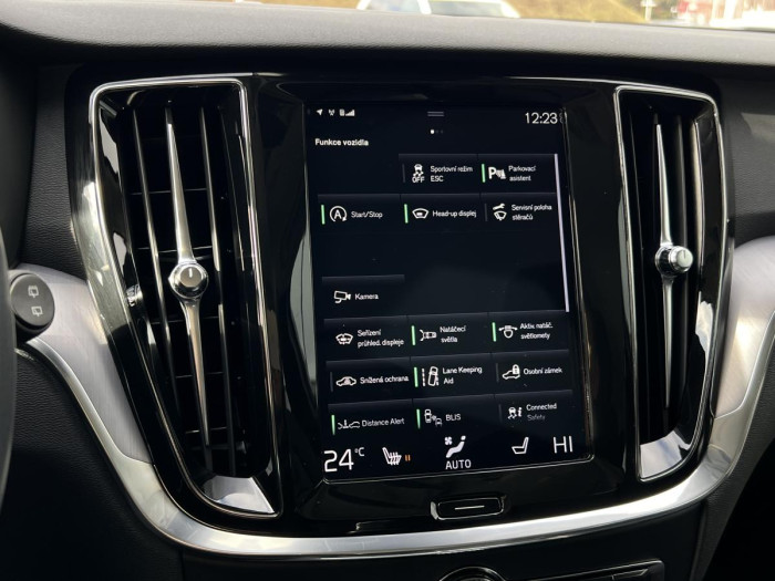 Volvo V60 D3 MOMENTUM 1.maj. 2.0 d Momentum