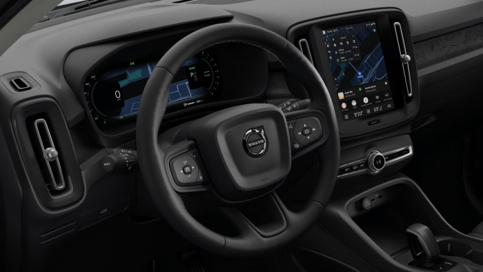 Volvo XC40 B3 ESSENTIAL AUT