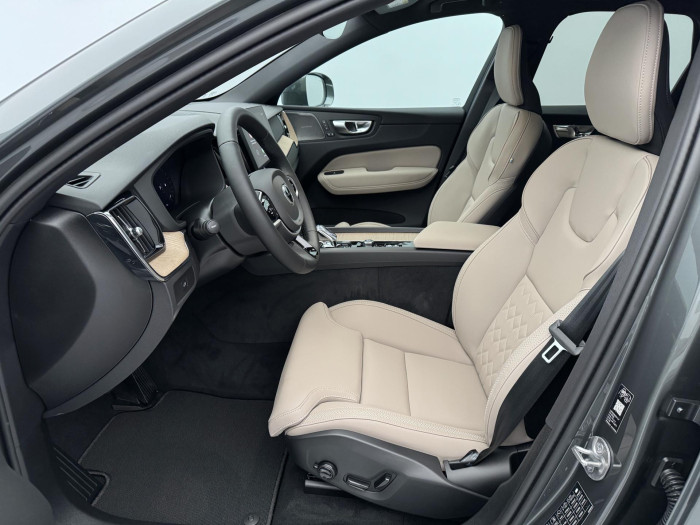 Volvo XC60 B5 AWD AUT BRIGHT PLUS
