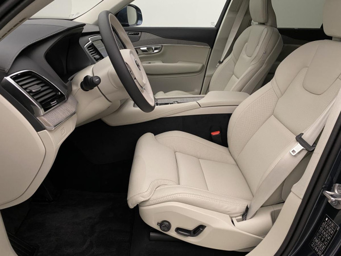 Volvo XC90 B5 AWD AUT BRIGHT PLUS 7míst 2.0 Plus