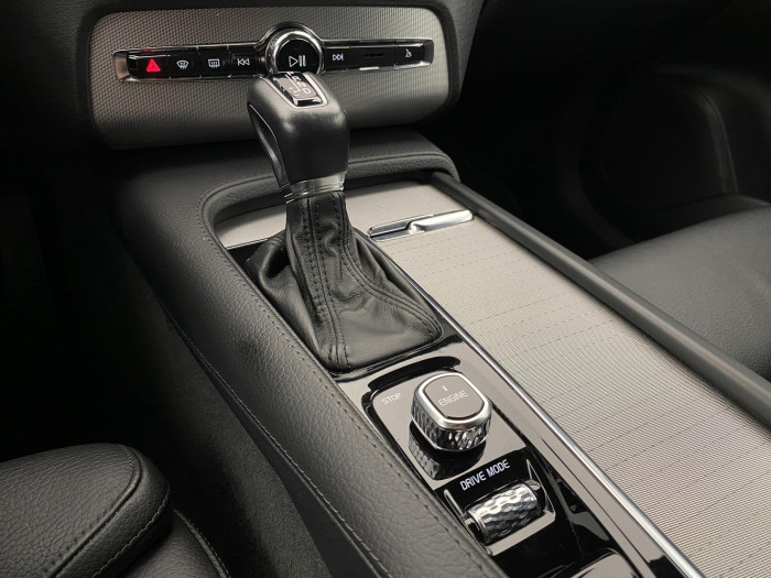 Volvo XC90 D5 AWD INSCRIPTION AUT 2.0 d