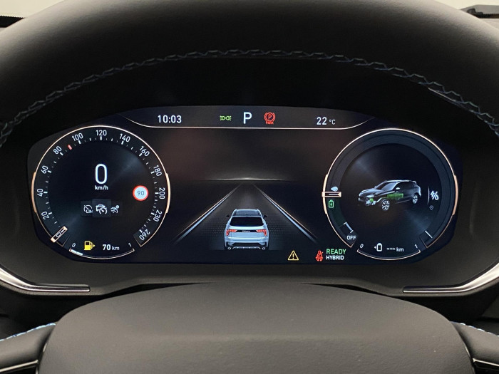 Lynk & Co 01 PHEV DCT AUT 1.maj