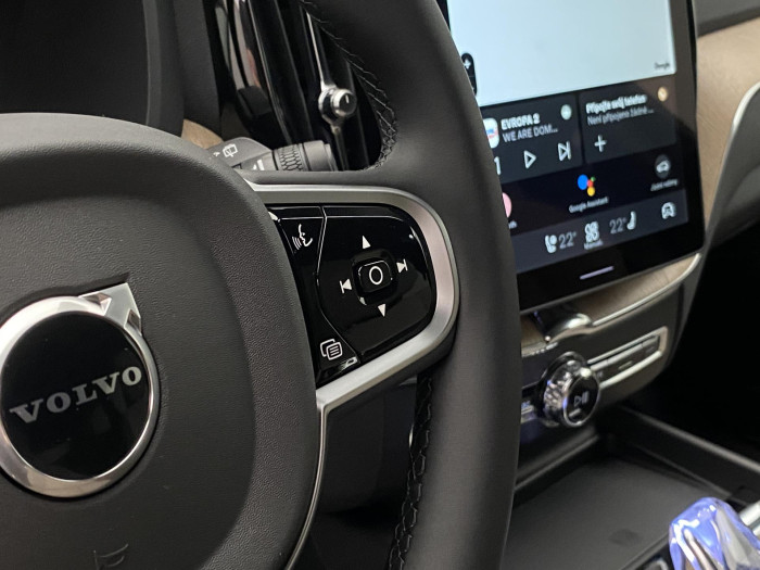 Volvo XC60 B5 AWD AUT DARK PLUS