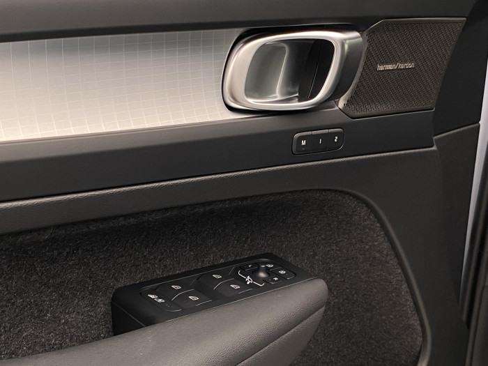 Volvo XC40 B3 AUT DARK PLUS