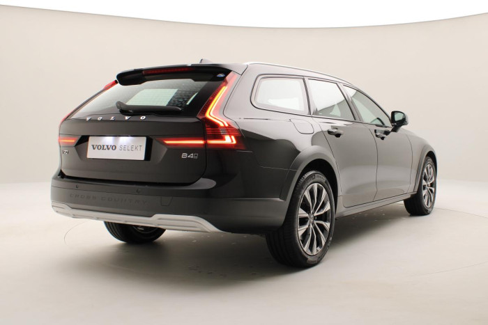 Volvo V90 CC B4 AWD PLUS REZERVACE