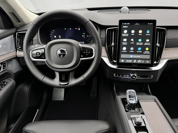 Volvo XC90 T8 AWD RECHARGE DARK ULTRA 7