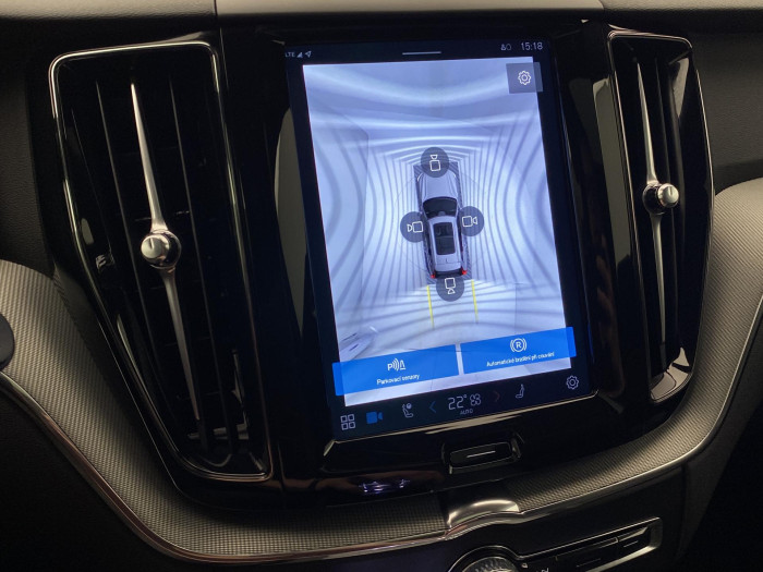 Volvo XC60 T6 AWD PLUG-IN DARK PLUS AUT