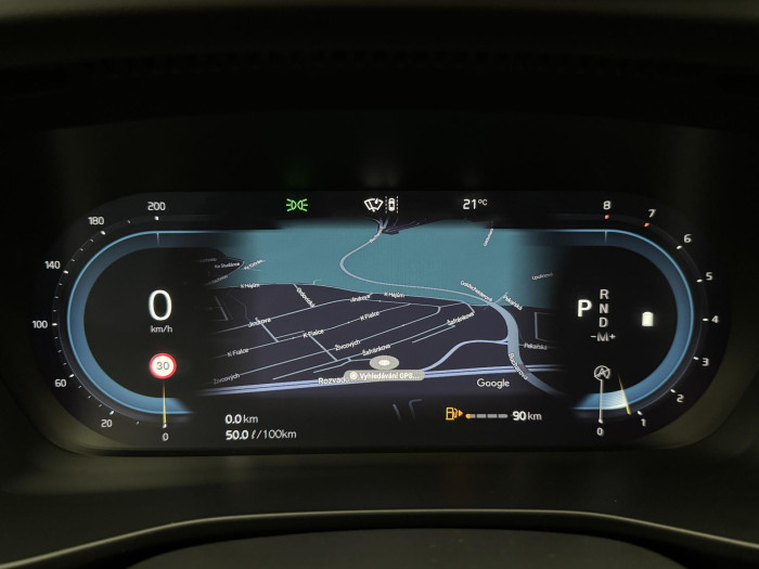 Volvo XC40 B3 PLUS DARK AUT CZ 1.maj