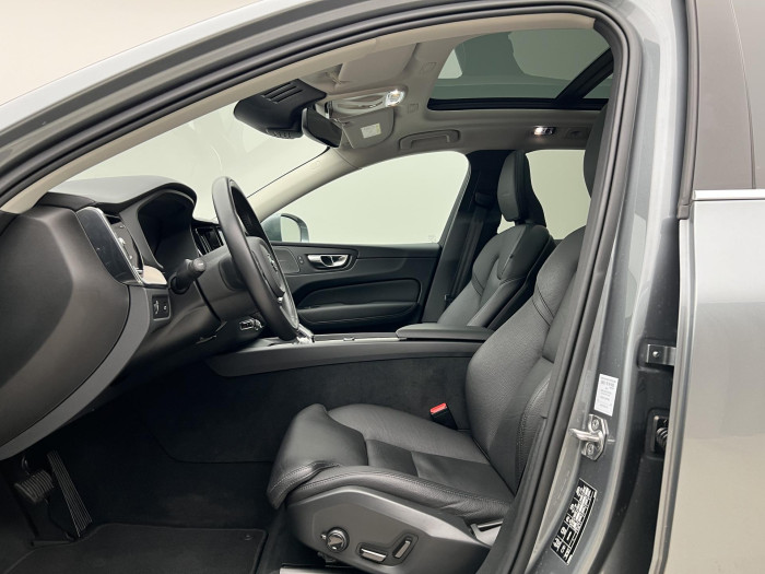 Volvo XC60 B5 AWD INSCRIPTION AUT