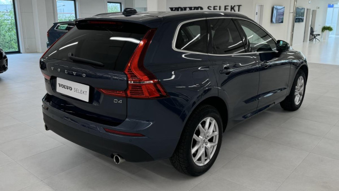 Volvo XC60 D4 MOMENTUM PRO REZERVACE 2.0 d Momentum