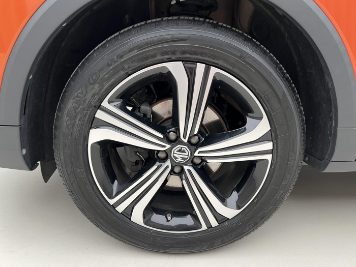 MG ZS 1.5 ESSENTIAL PLUS CZ