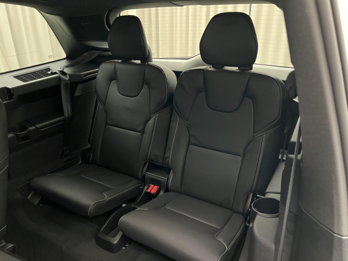 Volvo XC90 B5 AWD AUT BRIGHT PLUS 7-míst