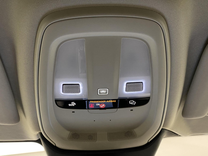 Volvo V60 B4 DARK PLUS AUT CZ