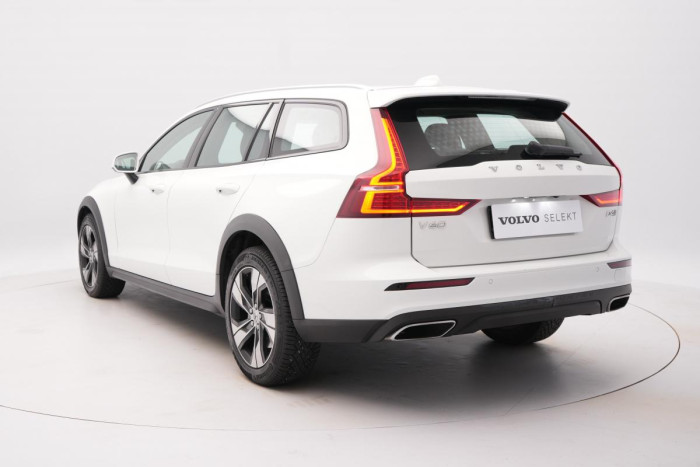 Volvo V60 CC D4 AWD ADVANCED REZERVACE 2.0 d CC CC