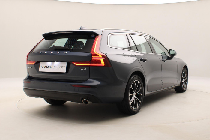 Volvo V60 D3 MOMENTUM PRO AUT 1.maj 2.0 d Momentum