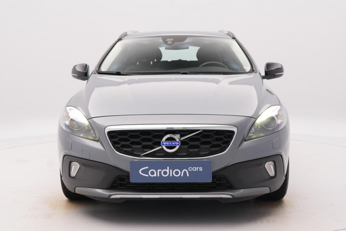 Volvo V40 CC D3 MOMENTUM REZERVACE 2.0 d CC CC Momentum