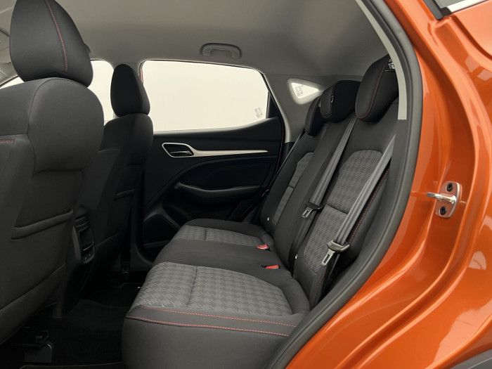 MG ZS 1.5 ESSENTIAL PLUS CZ 1.maj.