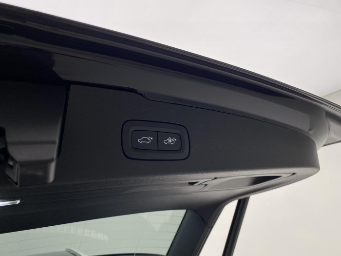 Volvo V60 B4 AUT BRIGHT PLUS