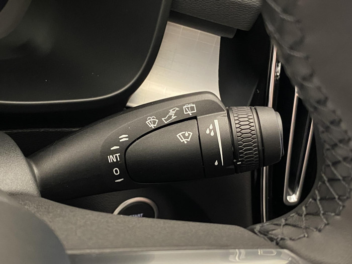 Volvo XC40 B4 AUT PLUS BLACK EDITION