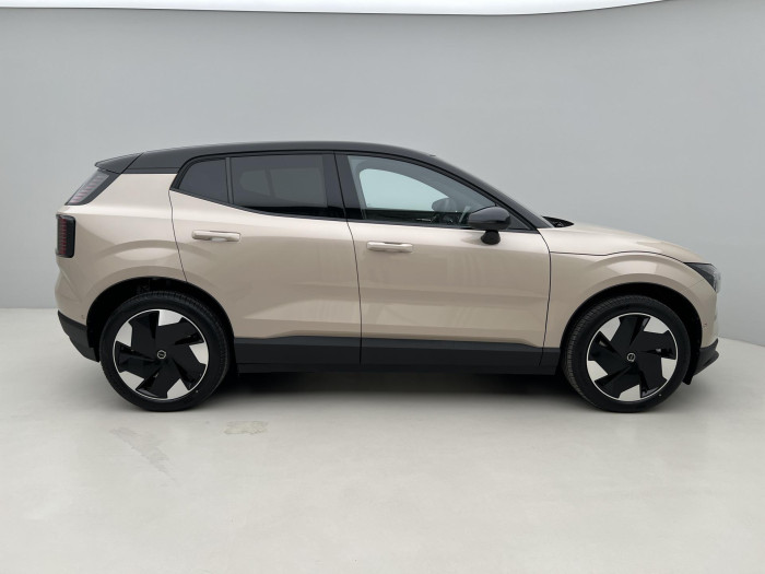 Volvo EX30 PURE TWIN PERFORMANCE ULTRA