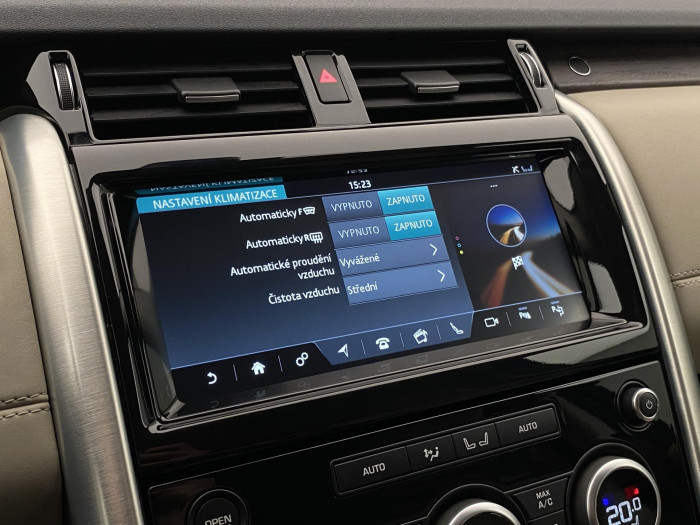 Land Rover Discovery 3,0 Sd6 AWD HSE REZERVACE