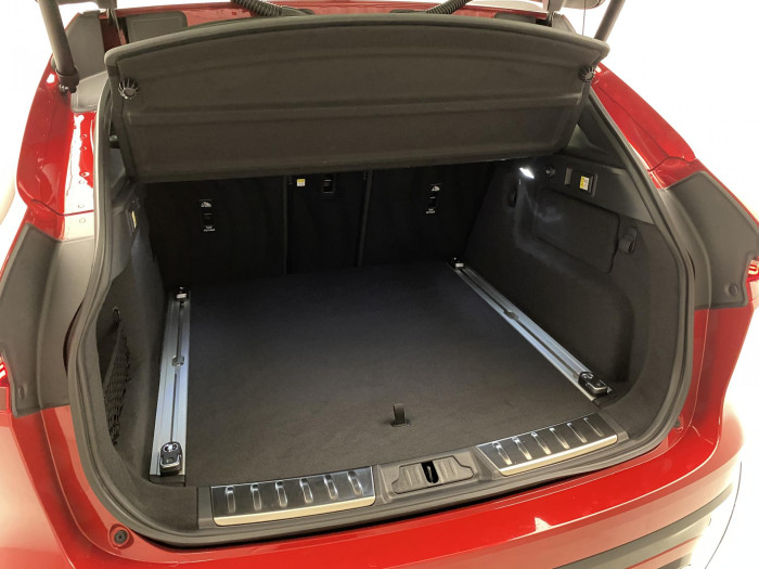 Jaguar F-Pace D300 R-DYNAMIC HSE AWD AUT 3.0 d Dynamic