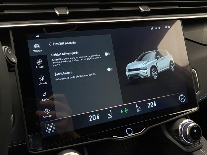 Lynk & Co 01 PHEV DCT REZERVACE