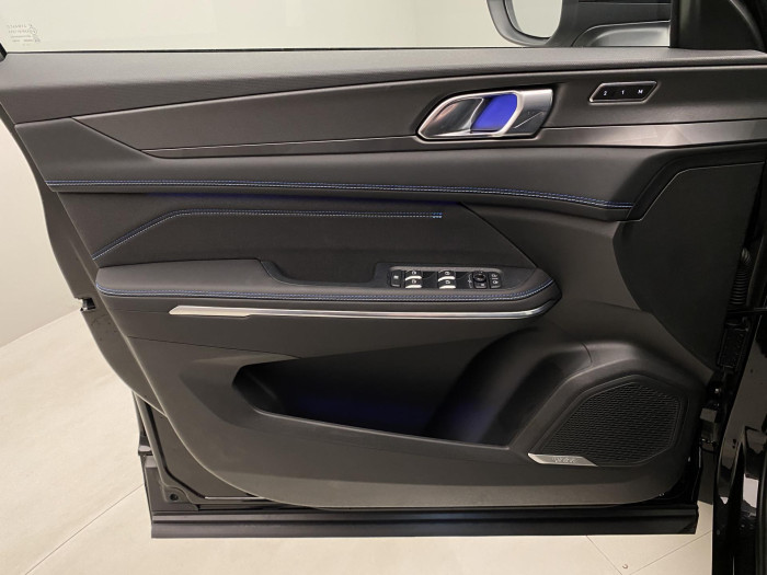 Lynk & Co 01 PHEV DCT AUT 1.maj REZERVACE