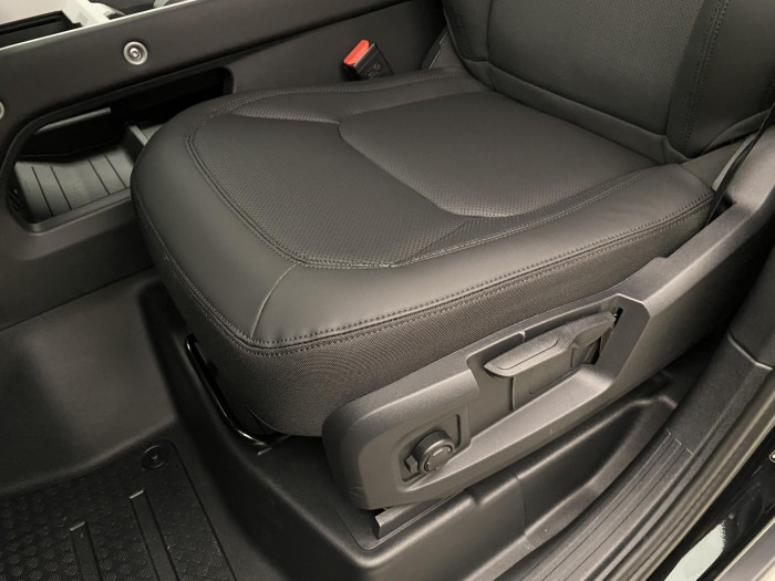 Land Rover Defender 110 D200 S AWD AUT REZERVACE 3.0 d