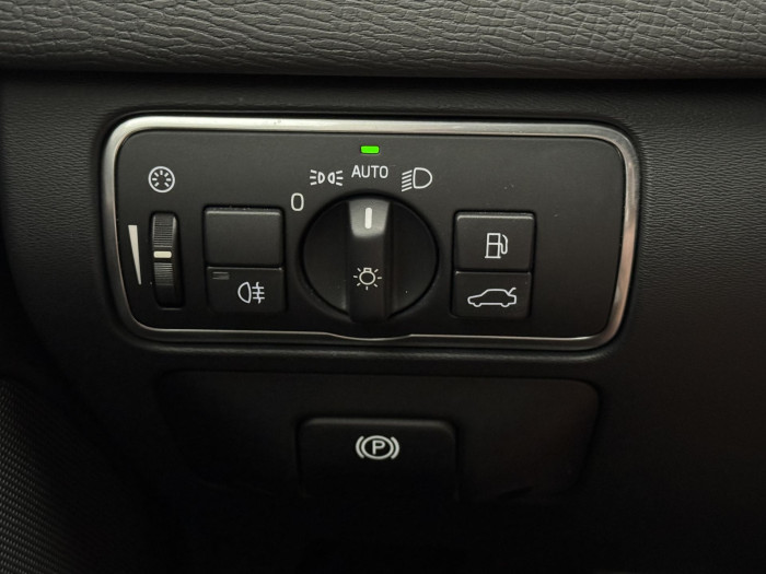 Volvo XC60 D4 AWD MOMENTUM 2.4 d Momentum