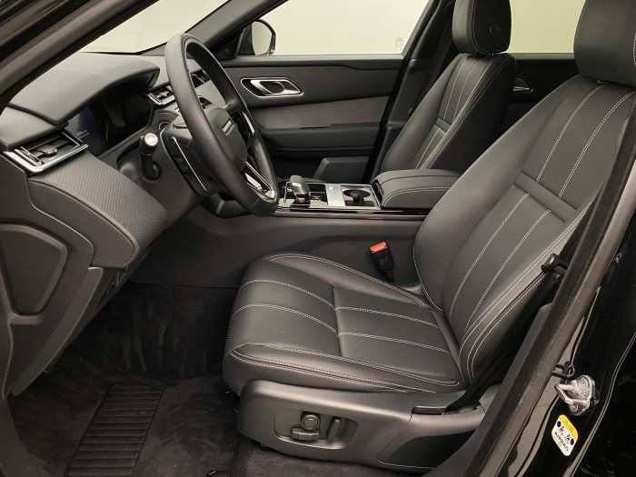 Land Rover Range Rover Velar D200 R-DYNAMIC SE REZERVACE 2.0 d Dynamic SE