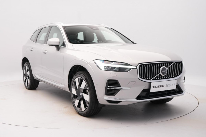 Volvo XC60 RECHARGE T8 AWD ULTIMATE 1.maj