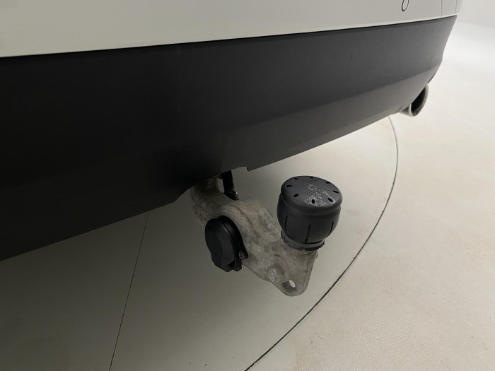 Volvo XC60 B4 AWD MOMENTUM AUT CZ 2.0 Momentum