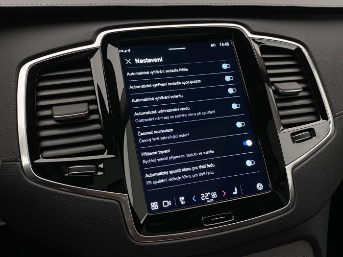 Volvo XC90 B5 AWD BRIGHT ULT. REZERVACE