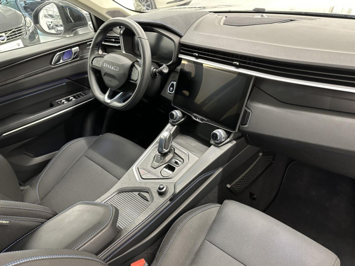 Lynk & Co 01 PHEV DCT AUT 1.maj. REZERVACE