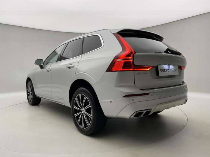 Volvo XC60 B4 AWD INSCRIPTION REZERVACE