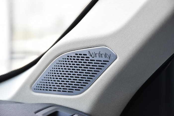 Lynk & Co 01 PHEV DCT AUT 1.maj.