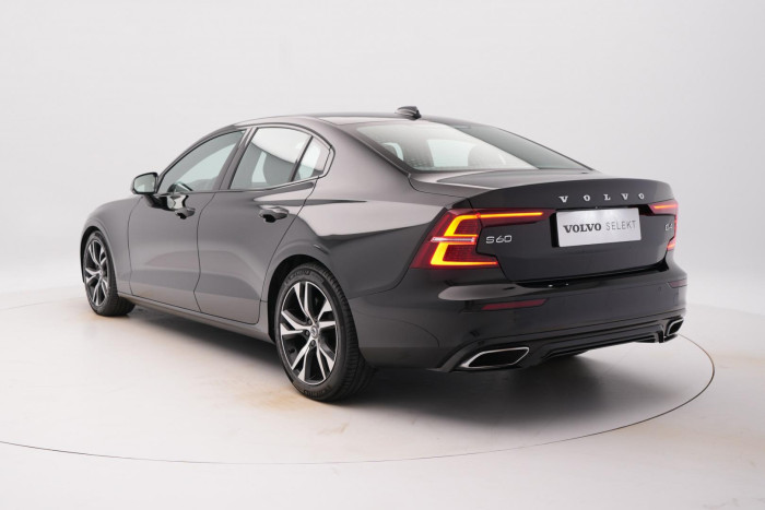 Volvo S60 B4 R-DESIGN AUT REZERVACE