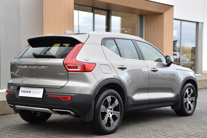 Volvo XC40 D3 INSRIPTION AUT REZERVACE 2.0 d