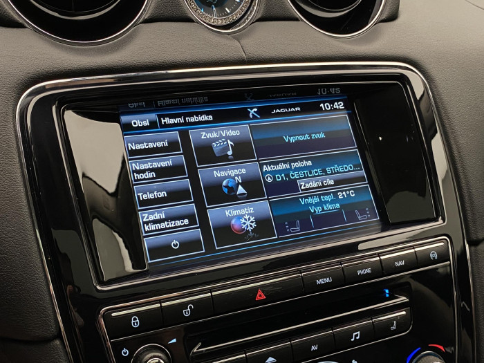 Jaguar XJ 3.0 V6D AUT 3.0 d