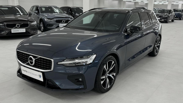 Volvo V60 D4 R-DESIGN POLESTAR REZERVACE 2.0 d