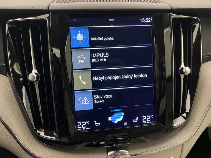 Volvo XC60 B4 AWD DARK PLUS AUT CZ