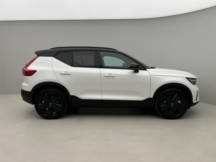 Volvo EX40 PURE ELECTRIC TWIN ULTRA