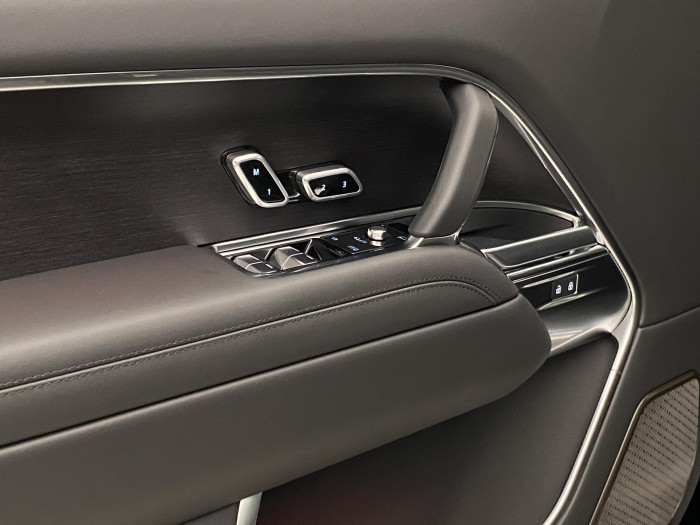 Land Rover Range Rover P530 AUTOBIOGRAPHY SWB