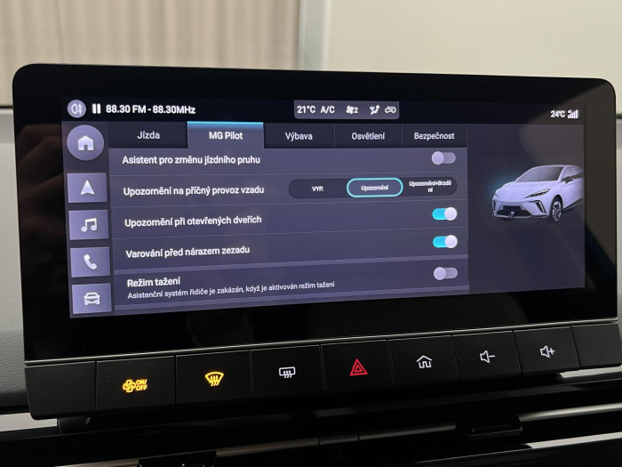 MG MG4 EV EXCLUSIVE 77kWh CZ 1.maj. Exclusive