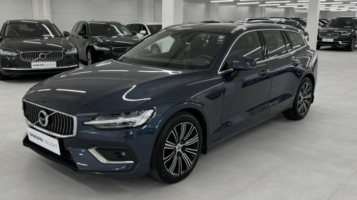 Volvo V60 D4 INSCRIPTION REZERVACE 2.0 d