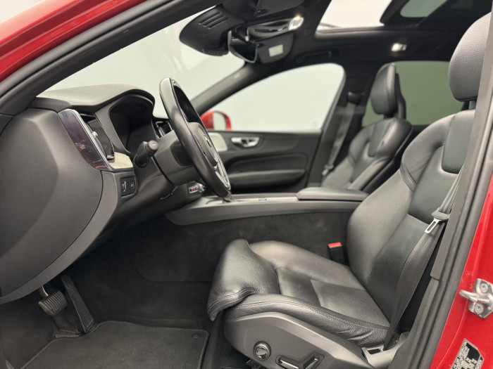 Volvo XC60 D4 AWD INSCRIPTION REZERVACE 2.0 d