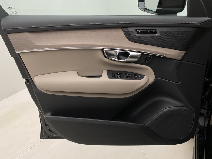 Volvo XC90 T8 AWD RECHARGE BRIGHT PLUS 7m
