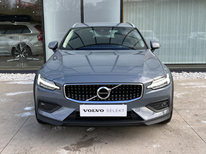 Volvo V60 CROSS COUNTRY B4 AWD Aut 1.maj