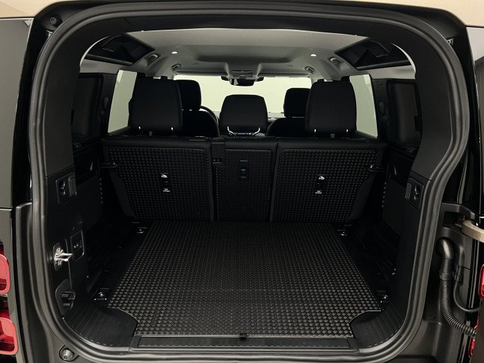 Land Rover Defender 110 D200 S AWD Aut 3.0 d